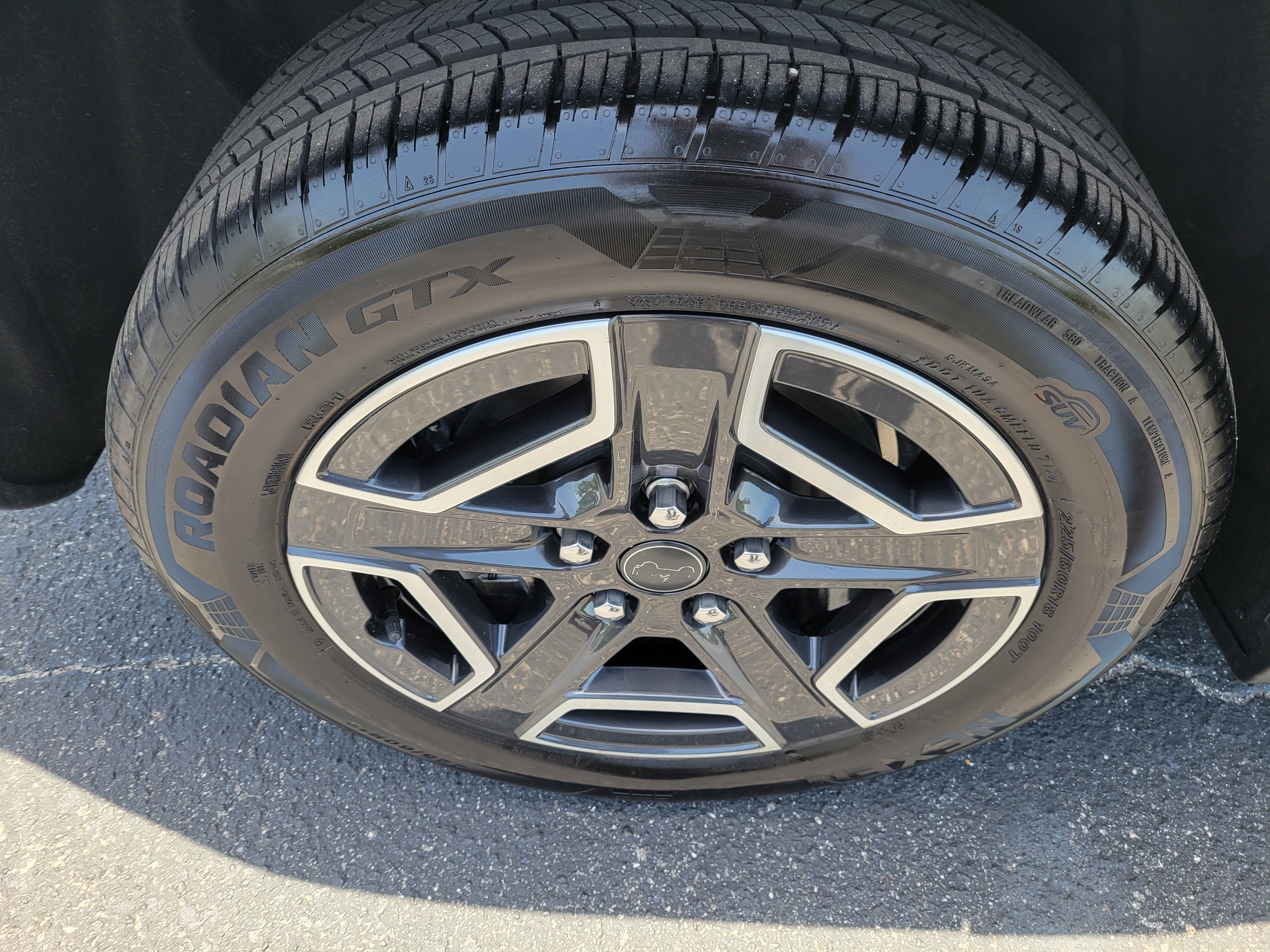 Used 2026 Jeep Cherokee Limited AWD/4WD image 36