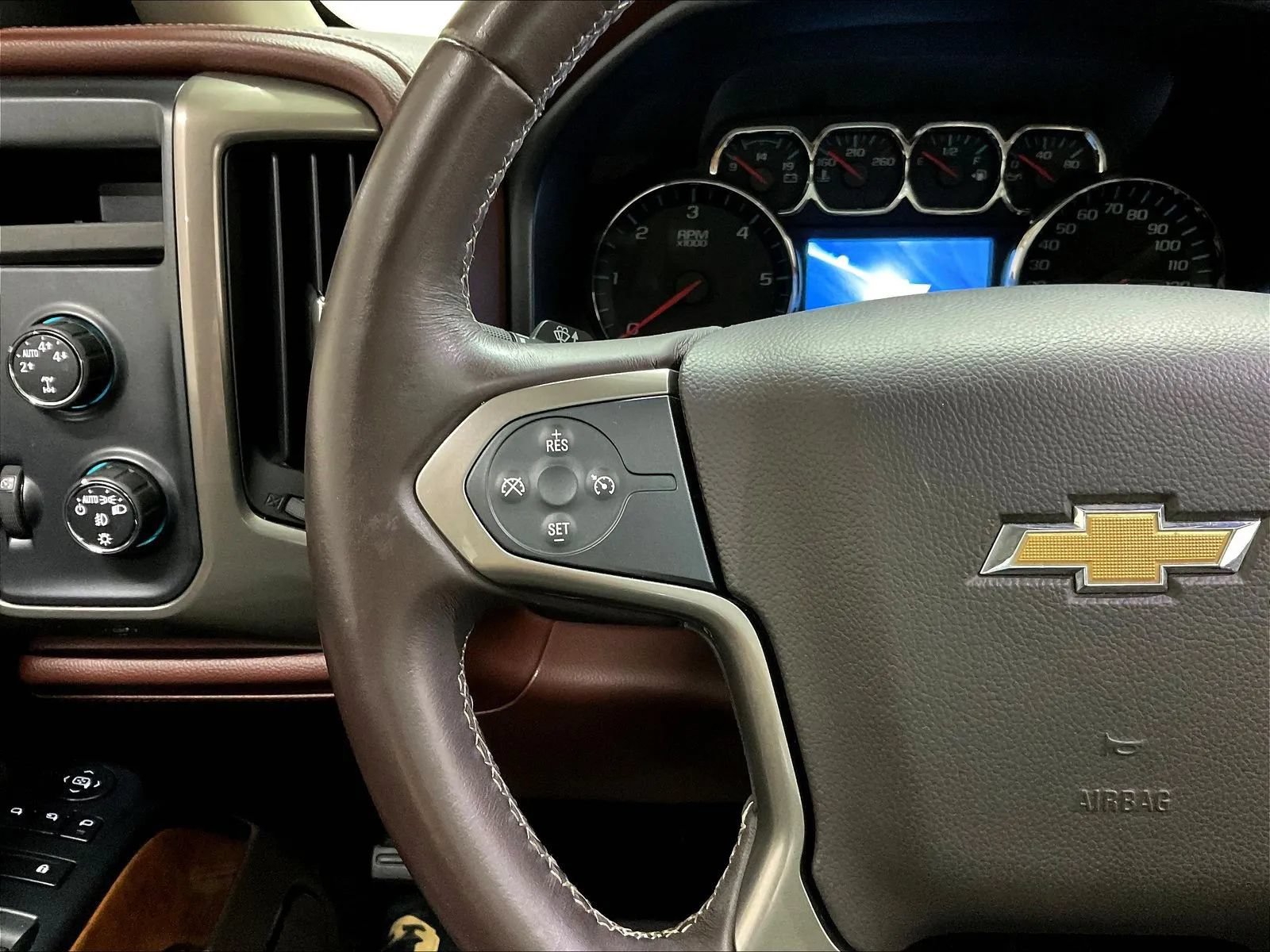 Used 2015 Chevrolet Silverado 1500 High Country AWD/4WD image 20