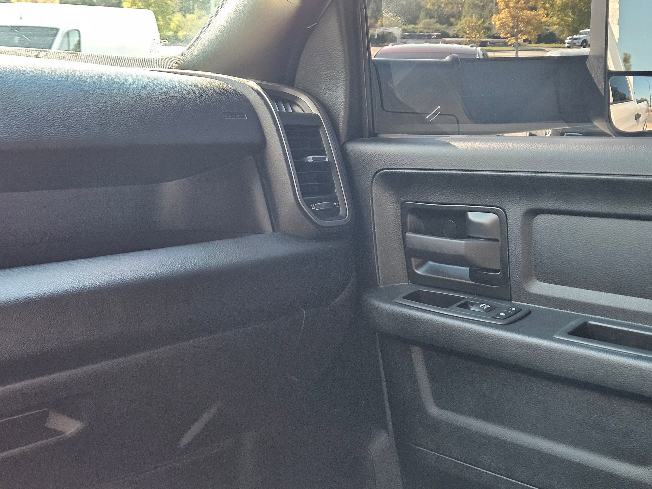 Used 2022 RAM 2500 Tradesman image 11