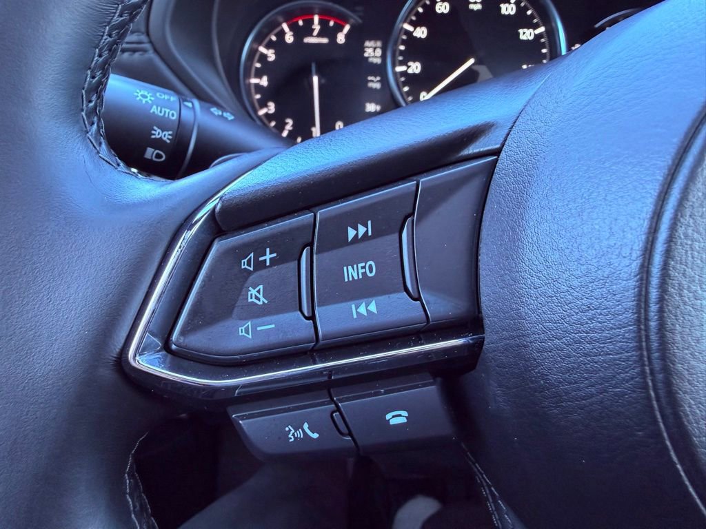 Used 2023 MAZDA CX-5 Signature image 23