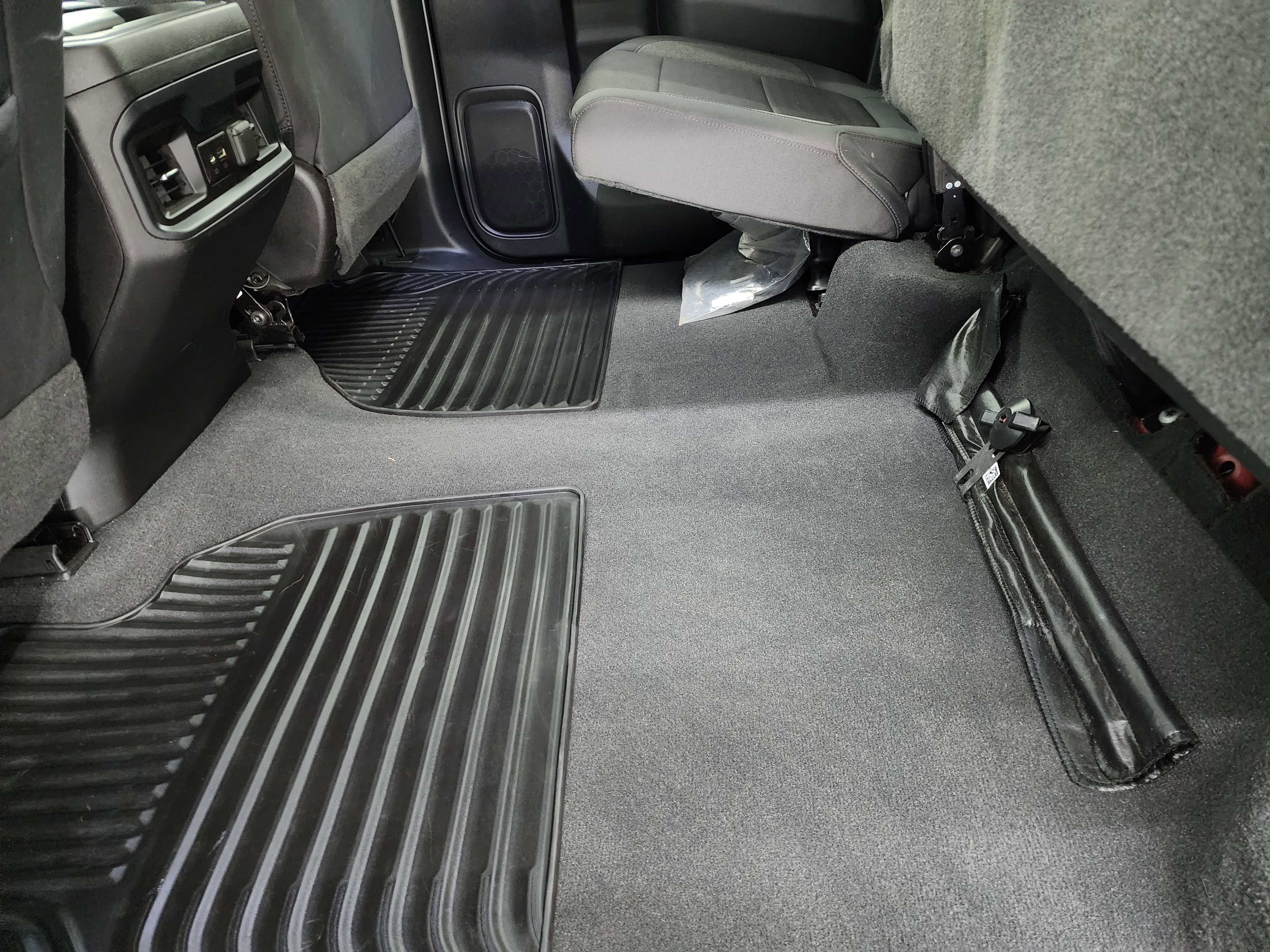 Used 2023 Chevrolet Silverado 2500 LT w/ Convenience Package image 37