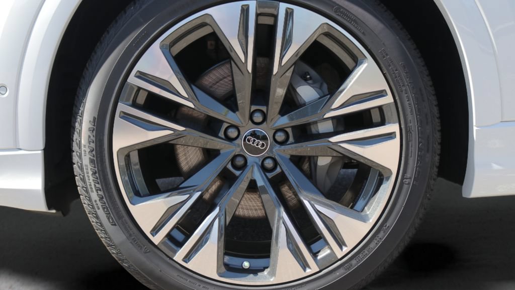 New 2027 Audi Q8 Prestige AWD/4WD image 29