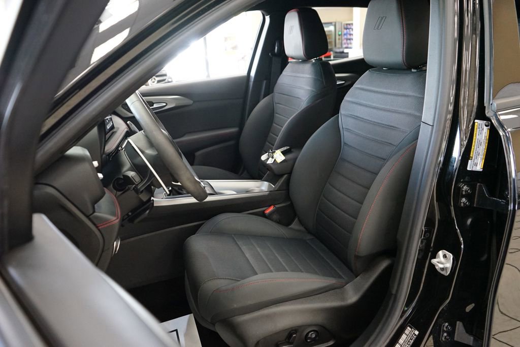 Used 2024 Dodge Hornet R/T AWD/4WD image 2