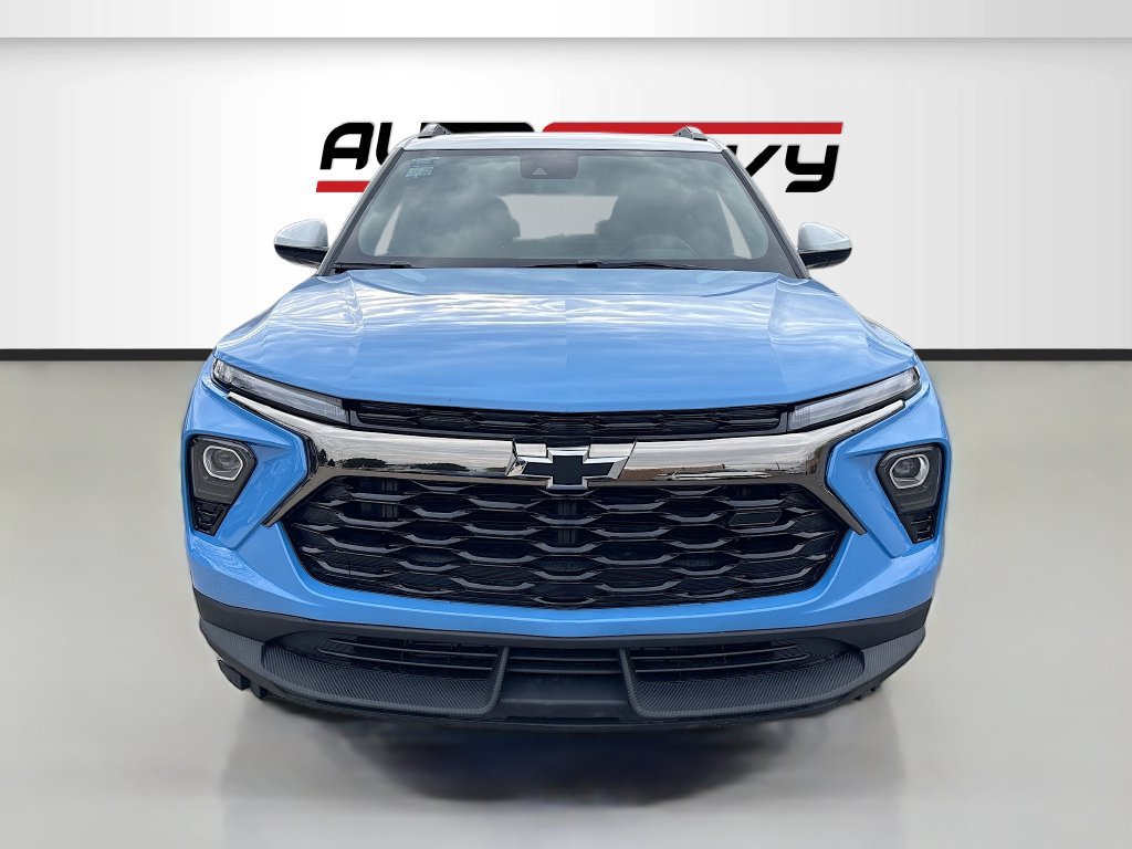 Used 2024 Chevrolet TrailBlazer ACTIV w/ Driver Confidence Package AWD/4WD image 2