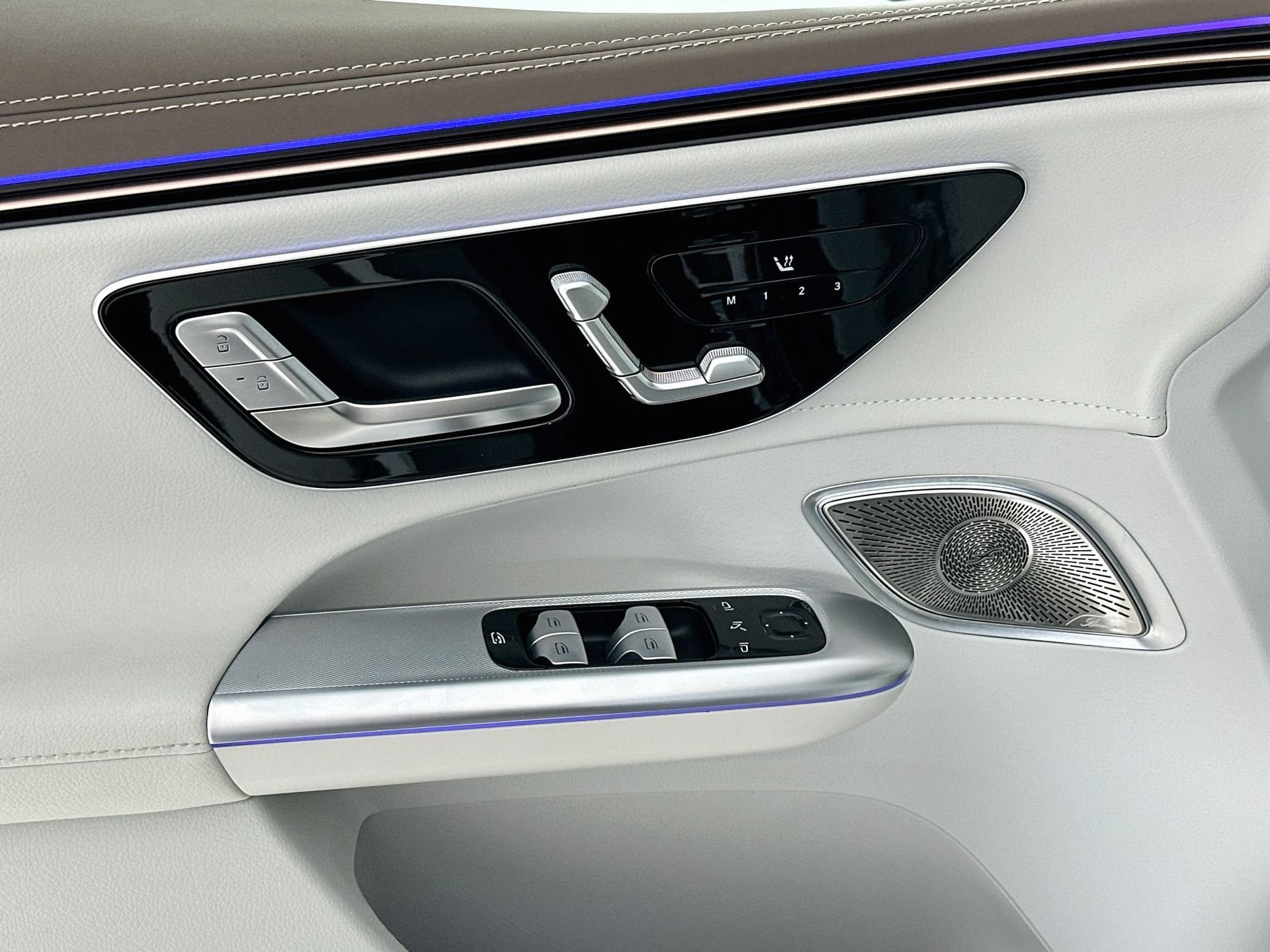 Certified 2023 Mercedes-Benz EQE 500 4MATIC SUV image 19