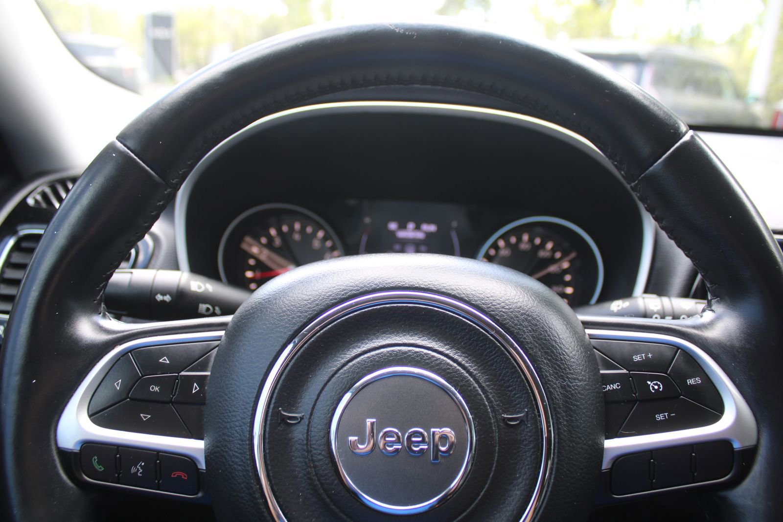 Used 2018 Jeep Compass Altitude image 24