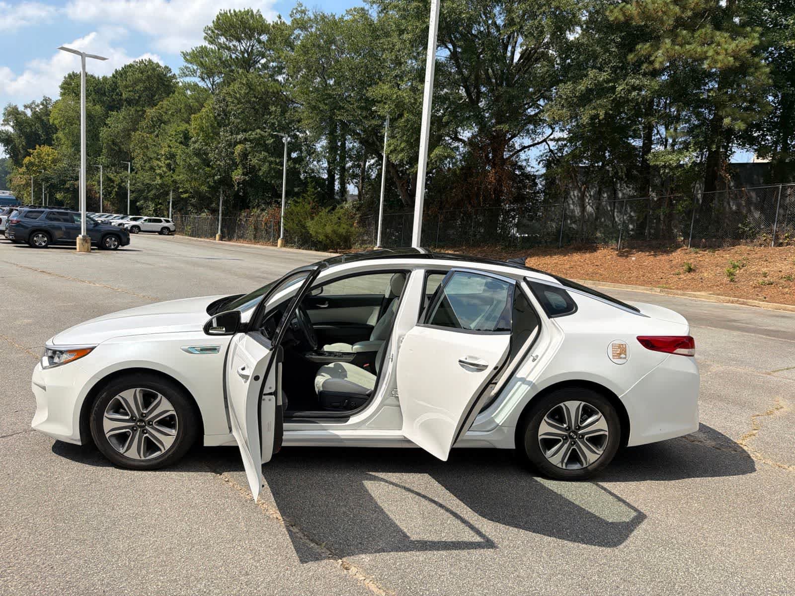 Used 2017 Kia Optima EX w/ Technology Package FWD image 19
