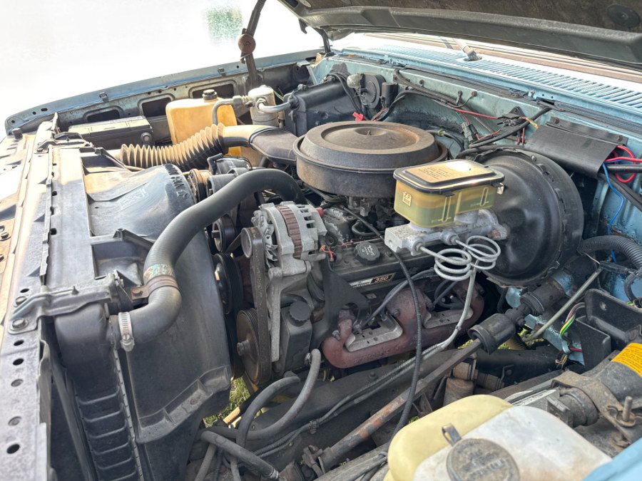 Used 1989 Chevrolet Suburban 4WD image 39