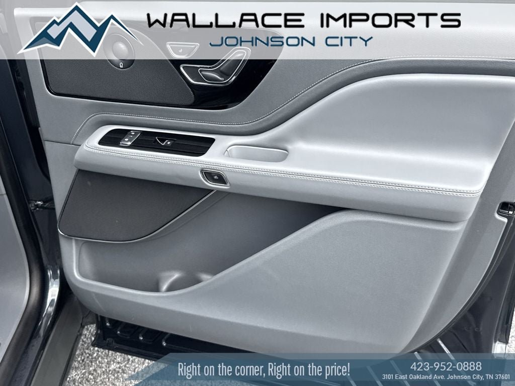 Used 2021 Lincoln Aviator Reserve w/ Equipment Group 201A AWD/4WD image 37
