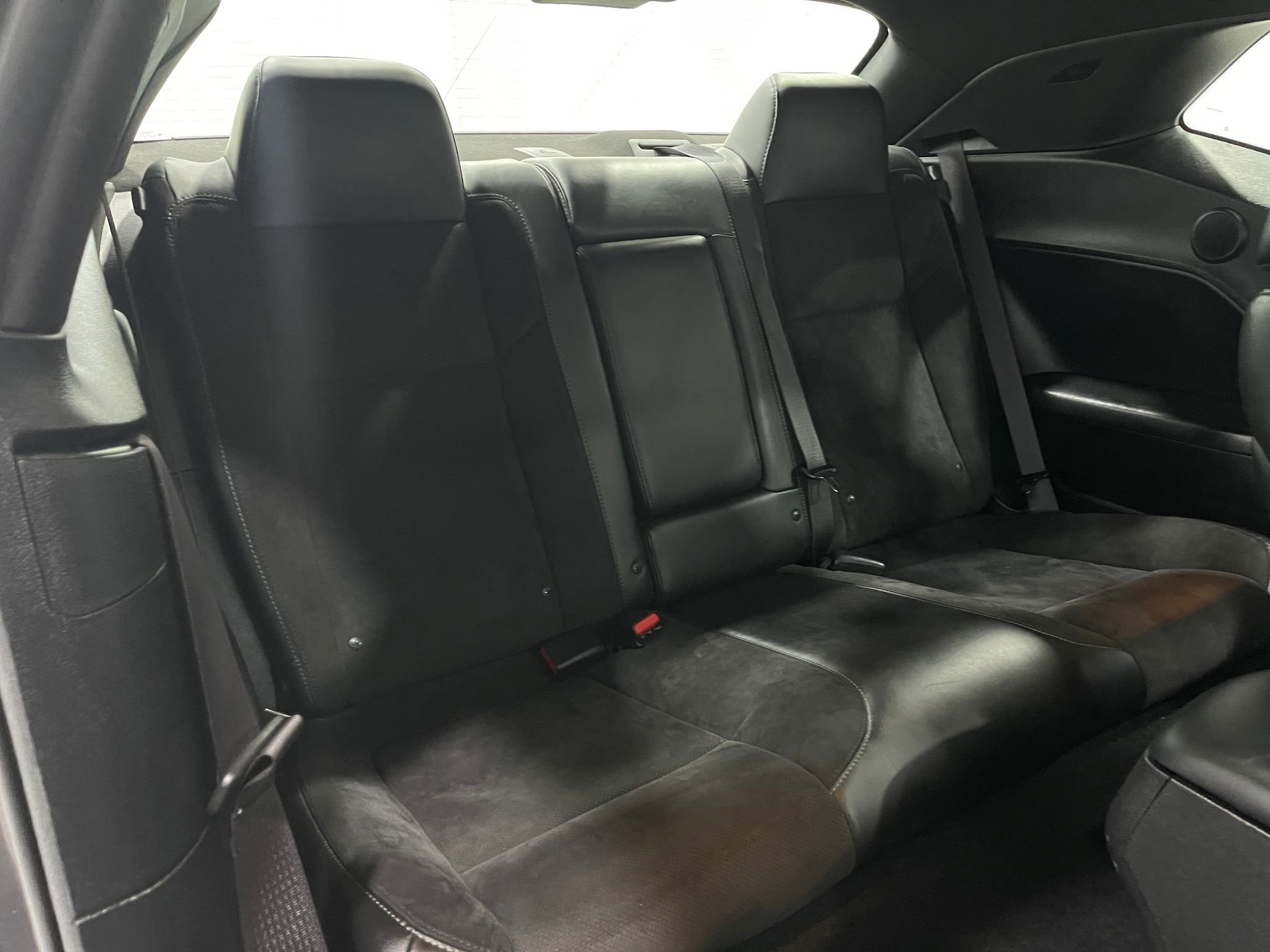 Used 2020 Dodge Challenger R/T w/ T/A Package image 32