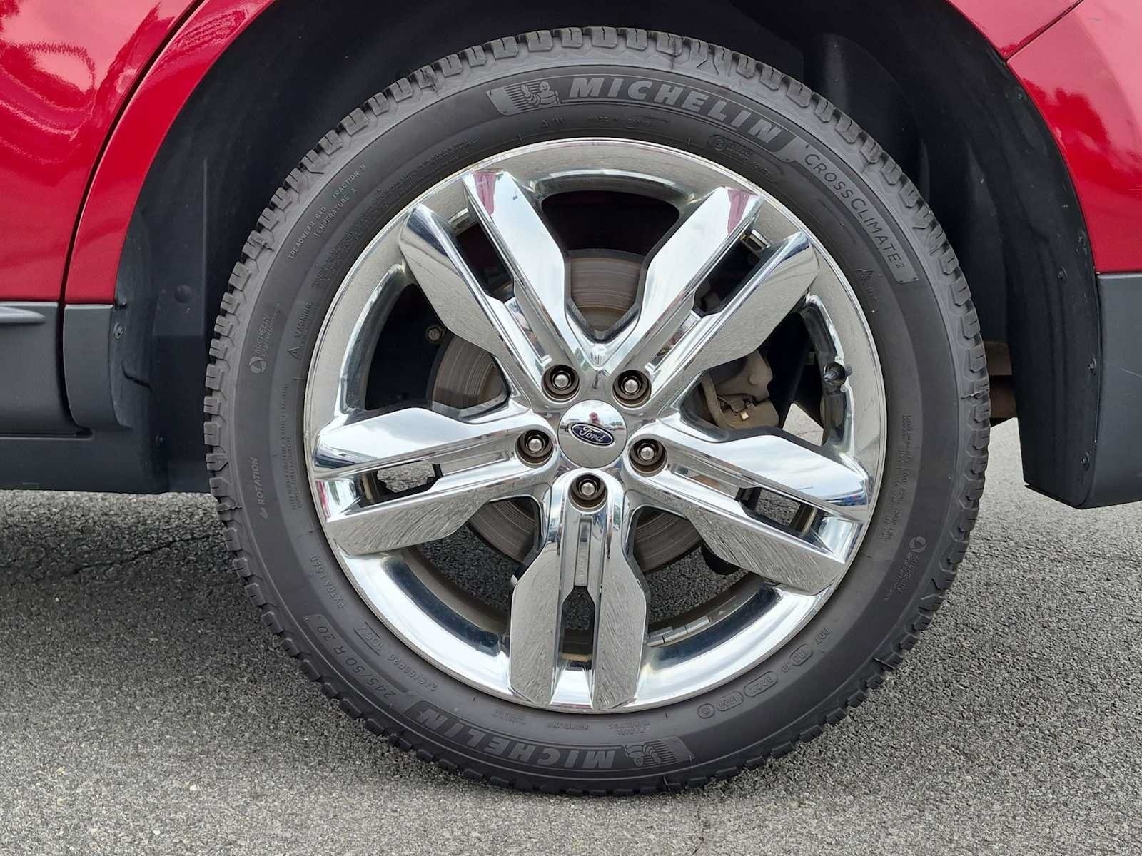 Used 2014 Ford Edge Limited w/ Equipment Group 302A AWD/4WD image 14