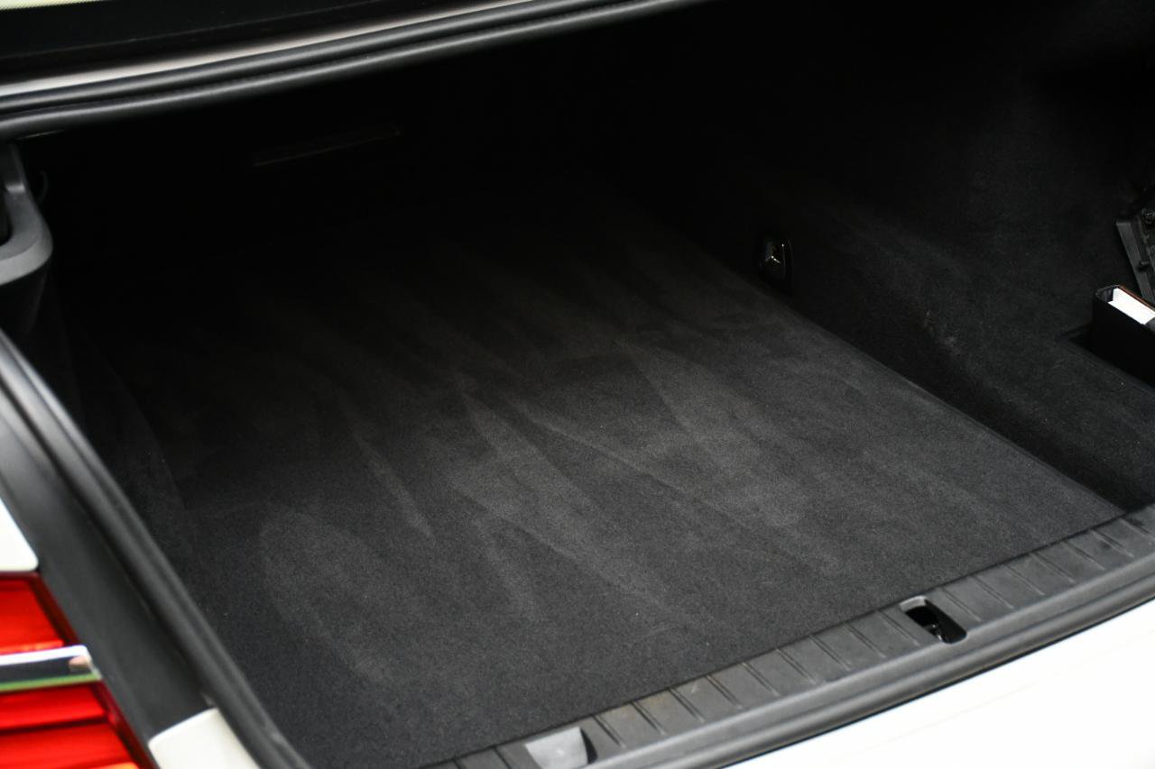 Used 2016 BMW 750i RWD image 51