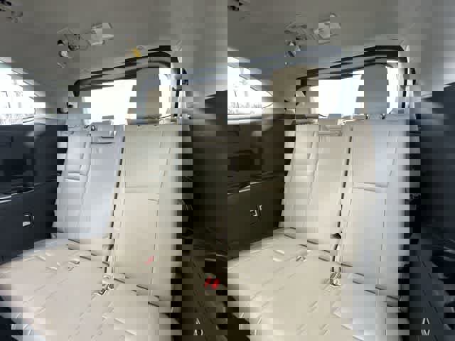 Used 2022 Toyota Highlander XLE image 17