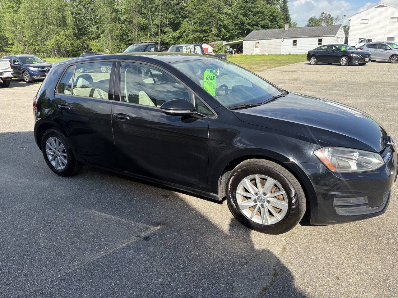 Used 2015 Volkswagen Golf S FWD image 11