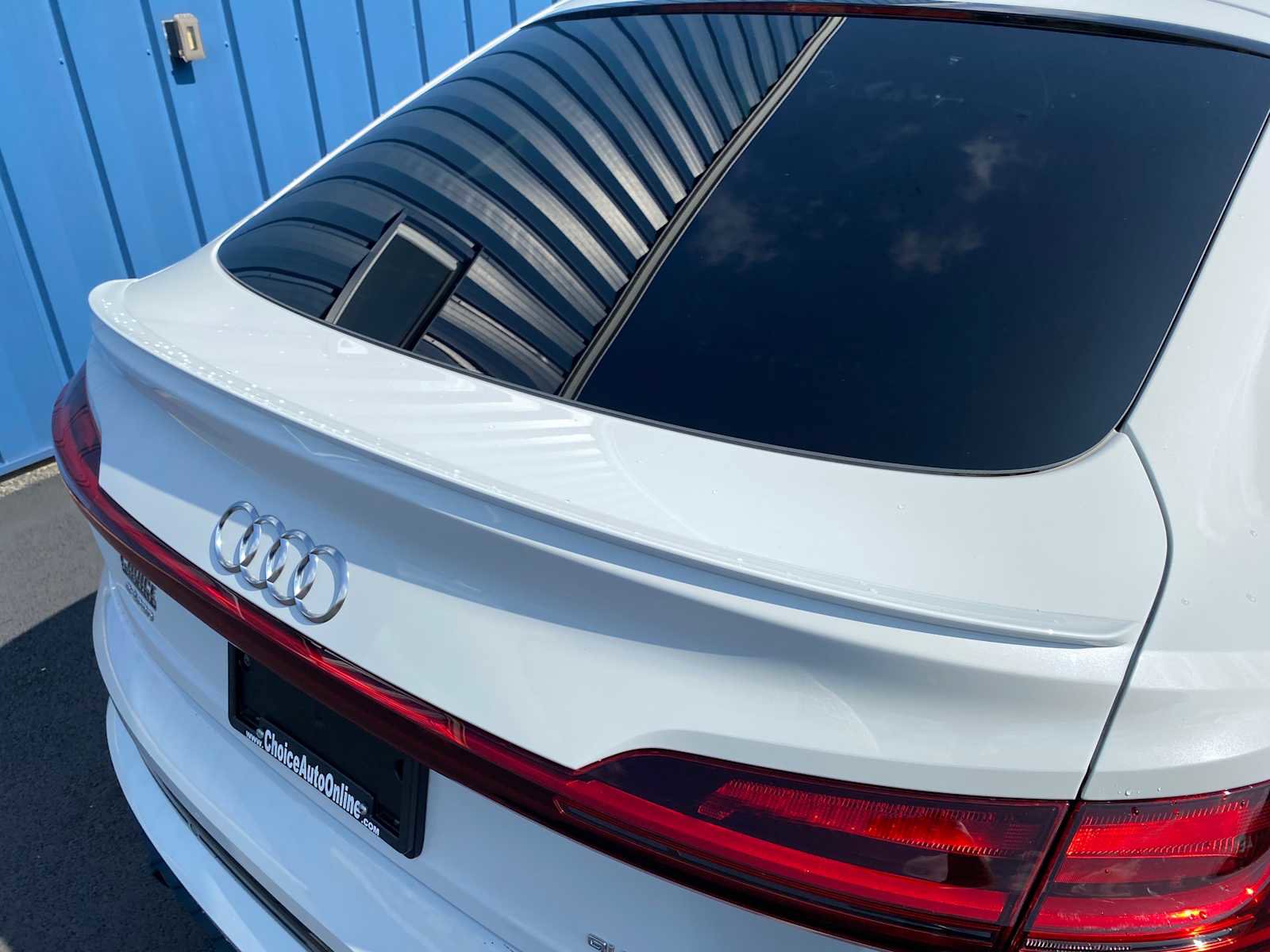 Used 2021 Audi e-tron Prestige w/ Prestige Package AWD/4WD image 36