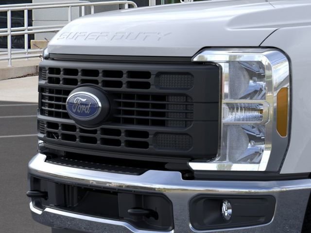 New 2026 Ford F350 XL w/ FX4 Off-Road Package AWD/4WD image 17