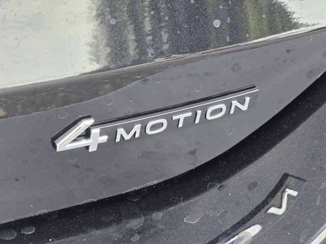 New 2026 Volkswagen Tiguan S AWD/4WD image 9