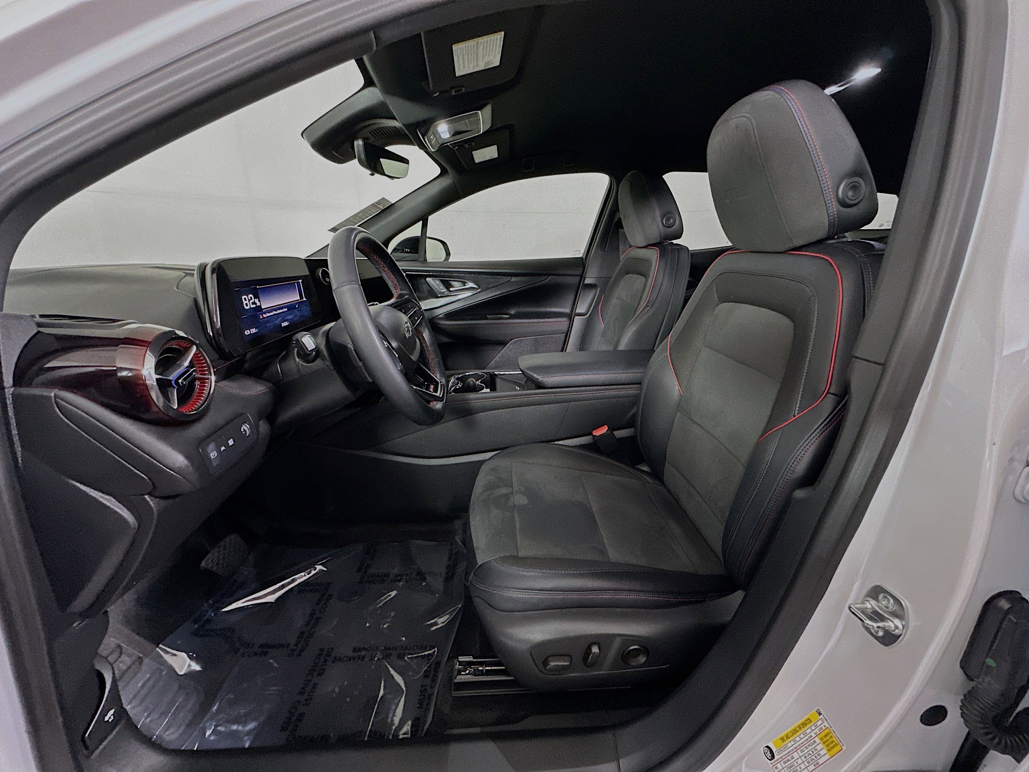 Used 2024 Chevrolet Blazer EV RS image 12