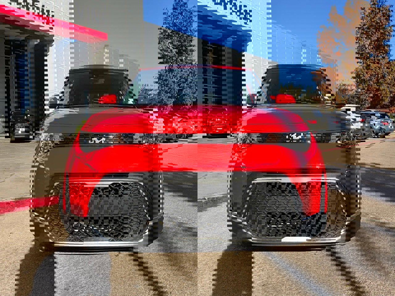 Used 2025 Kia Soul LX w/ LX Technology Package image 4