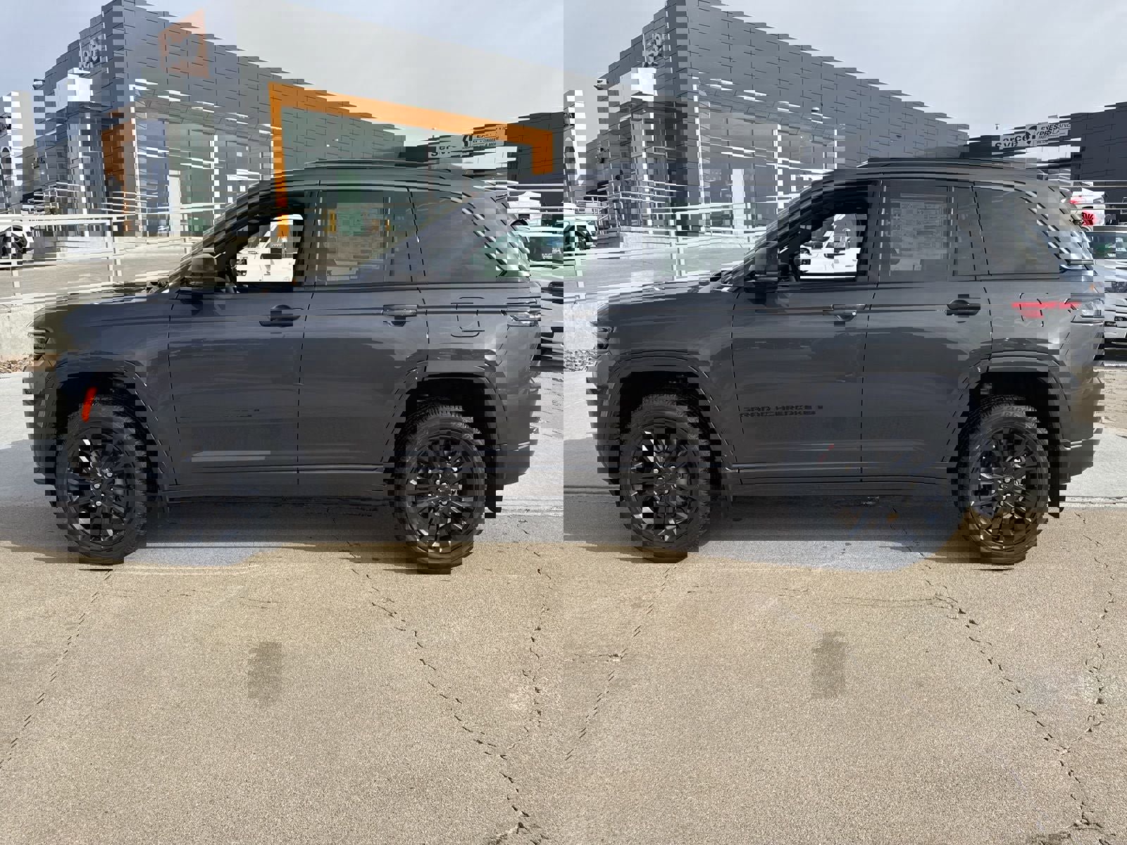 New 2026 Jeep Grand Cherokee Limited image 2