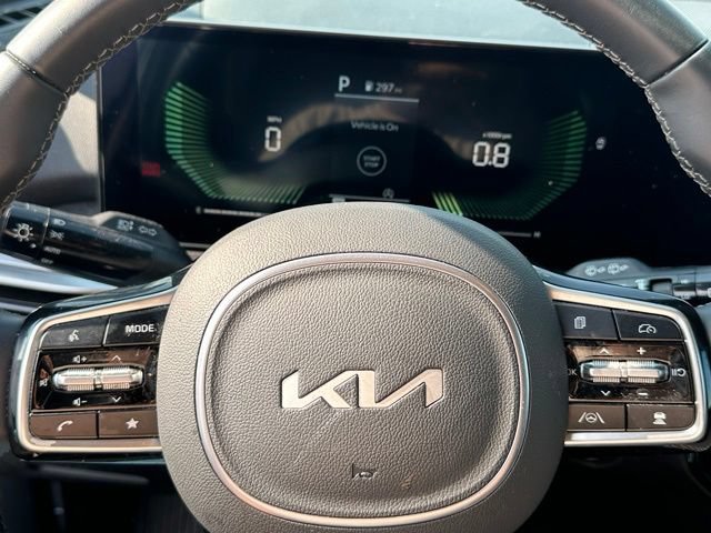 Used 2025 Kia Sorento S AWD/4WD image 25