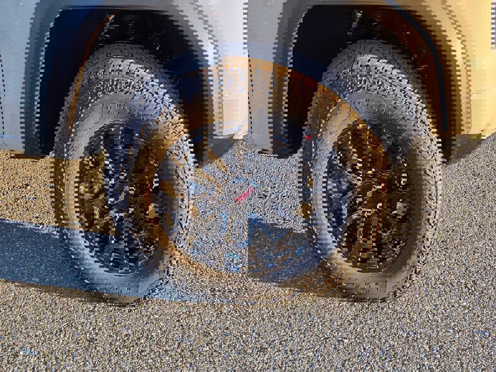 New 2026 GMC Canyon Elevation w/ Convenience Package image 9