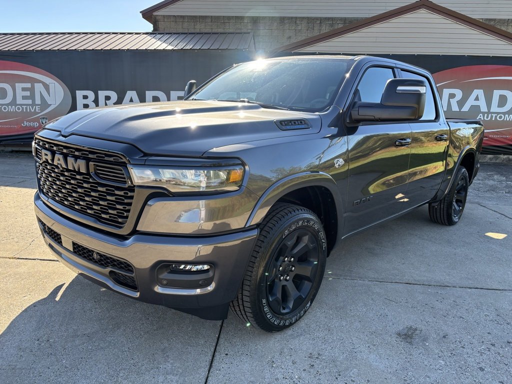 New 2026 RAM 1500 4x4 Crew Cab image 3