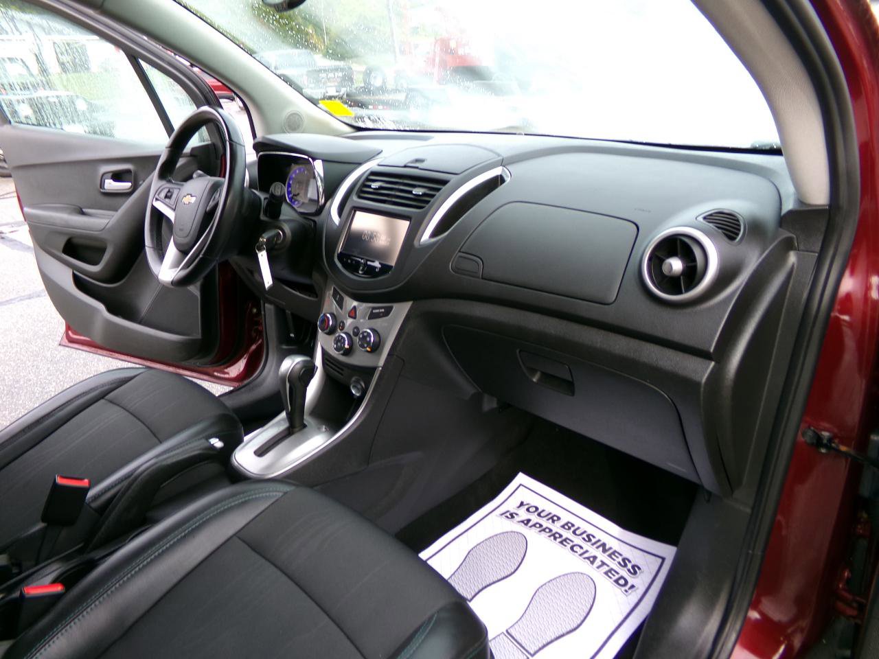 Used 2016 Chevrolet Trax LT w/ LT Convenience Package image 21