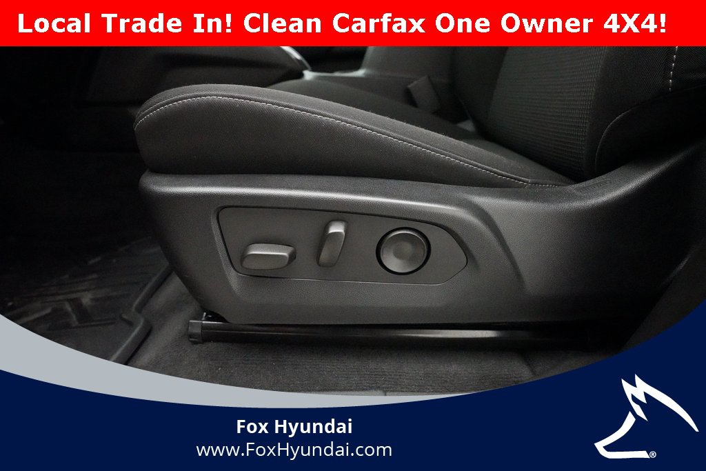 Used 2023 Chevrolet Colorado LT w/ LT Convenience Package II image 28