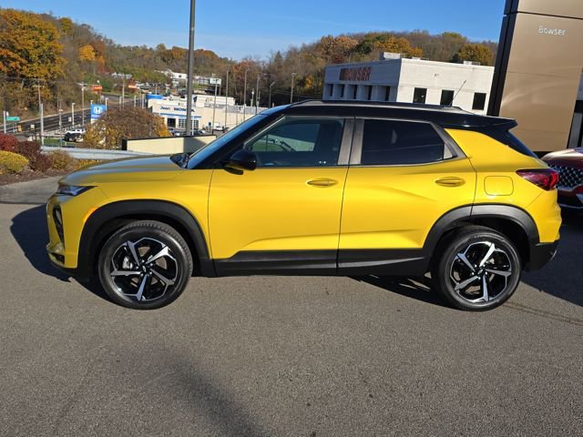 Certified 2023 Chevrolet TrailBlazer RS w/ Sun and Liftgate Package image 2