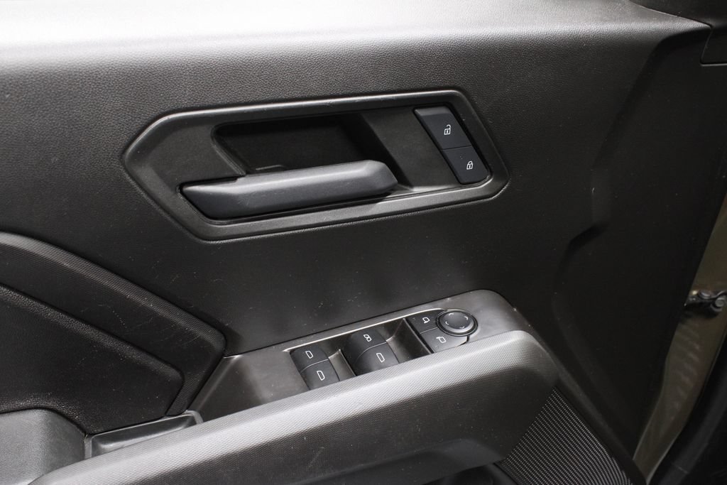 Used 2025 Chevrolet Colorado Trail Boss AWD/4WD image 24