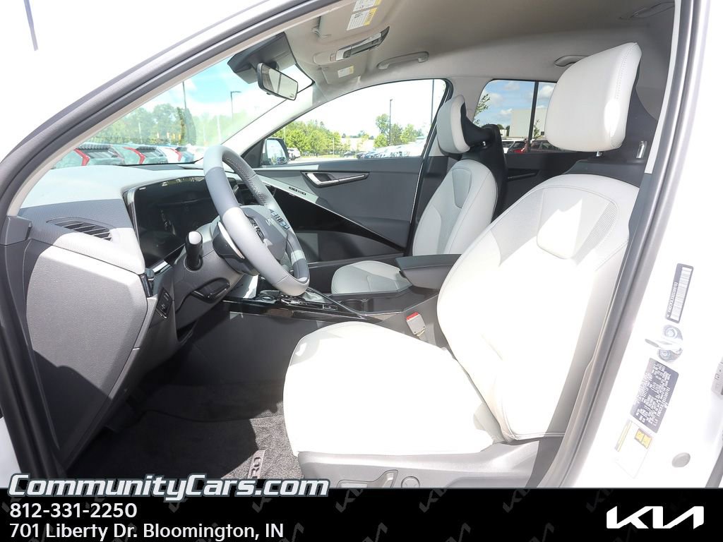 New 2025 Kia Niro EX image 10