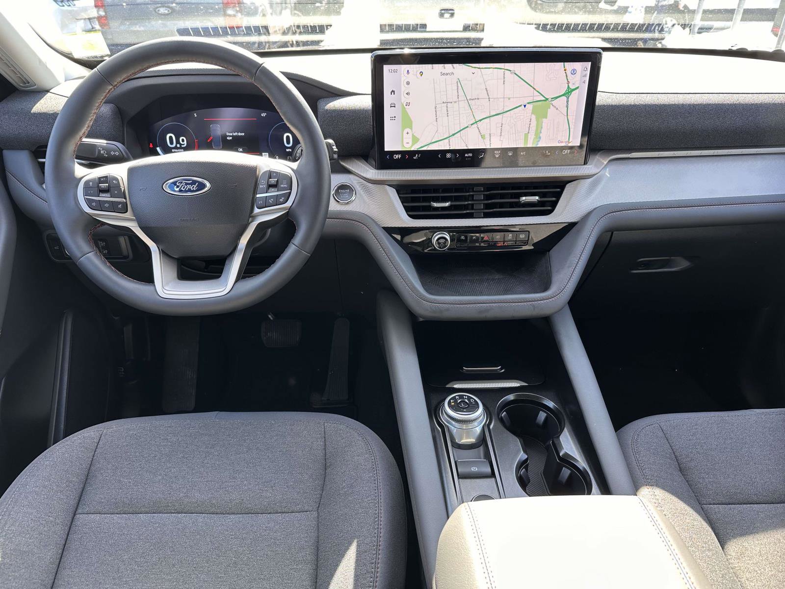 Used 2025 Ford Explorer Active image 17