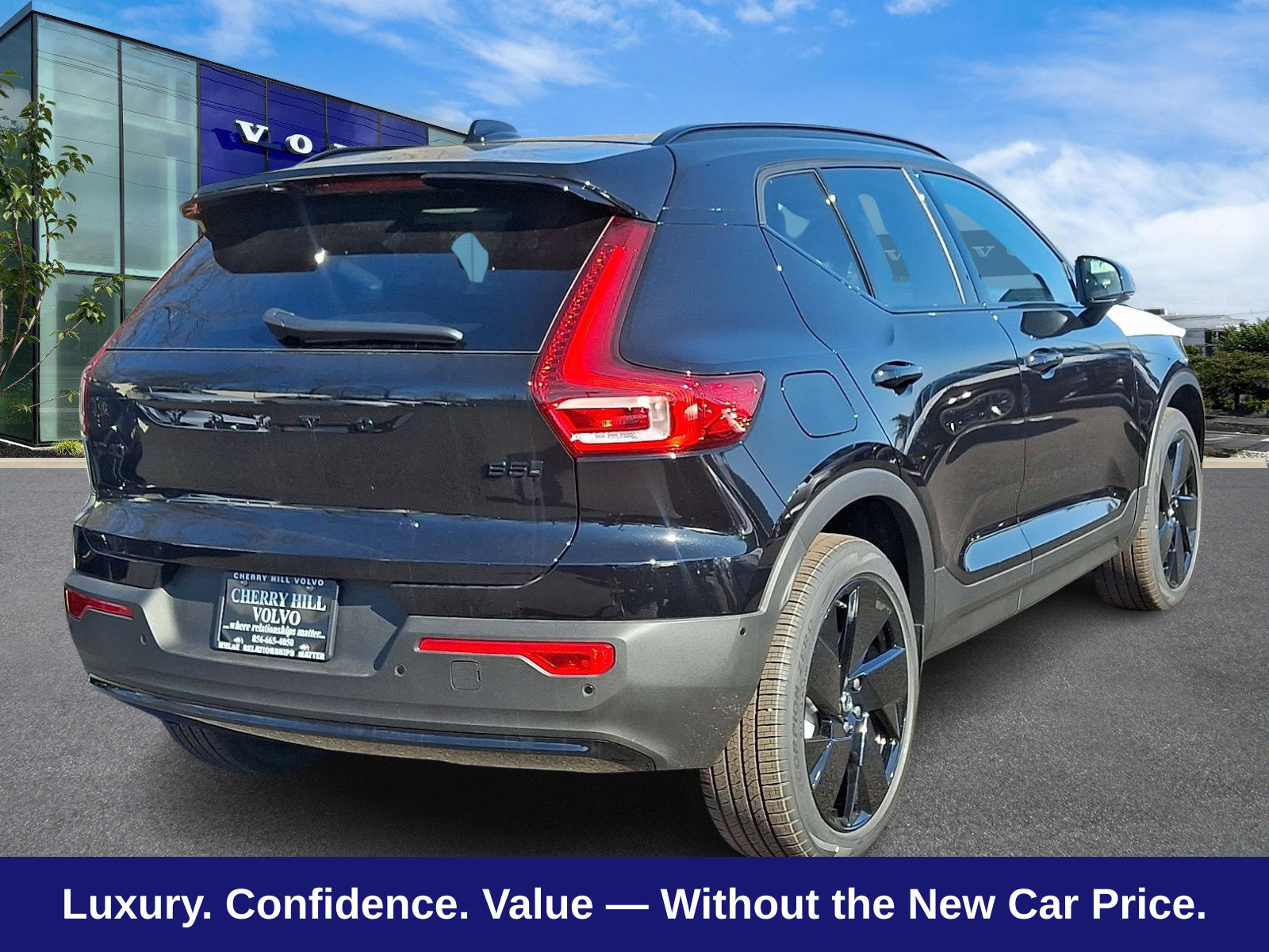 New 2026 Volvo XC40 B5 Ultra w/ Protection Package Premier AWD/4WD image 5