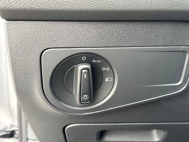 Used 2022 Volkswagen Tiguan S image 25