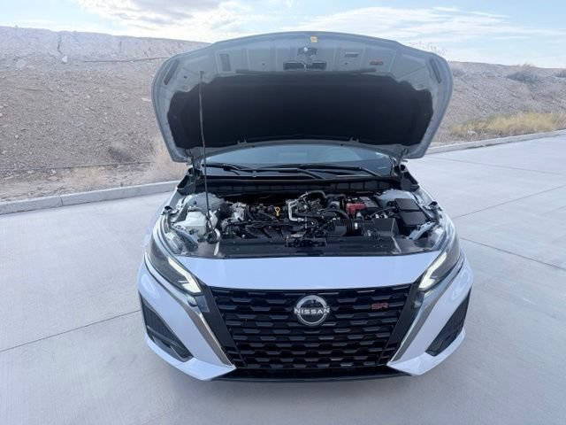Certified 2025 Nissan Altima 2.5 SR FWD image 36