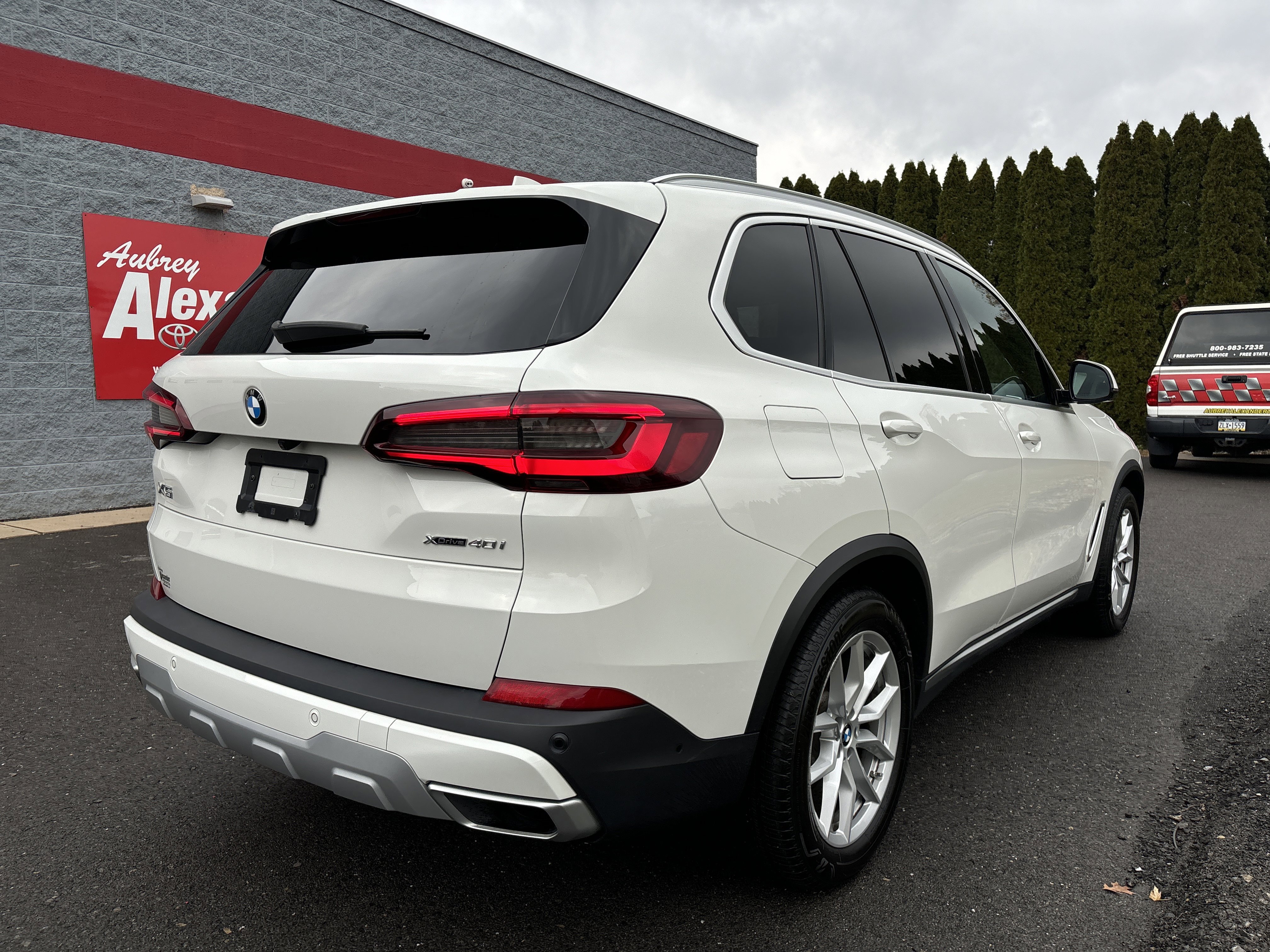 Used 2022 BMW X5 xDrive40i image 3