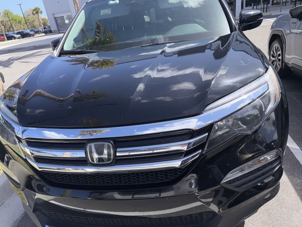 Used 2017 Honda Pilot Elite image 19