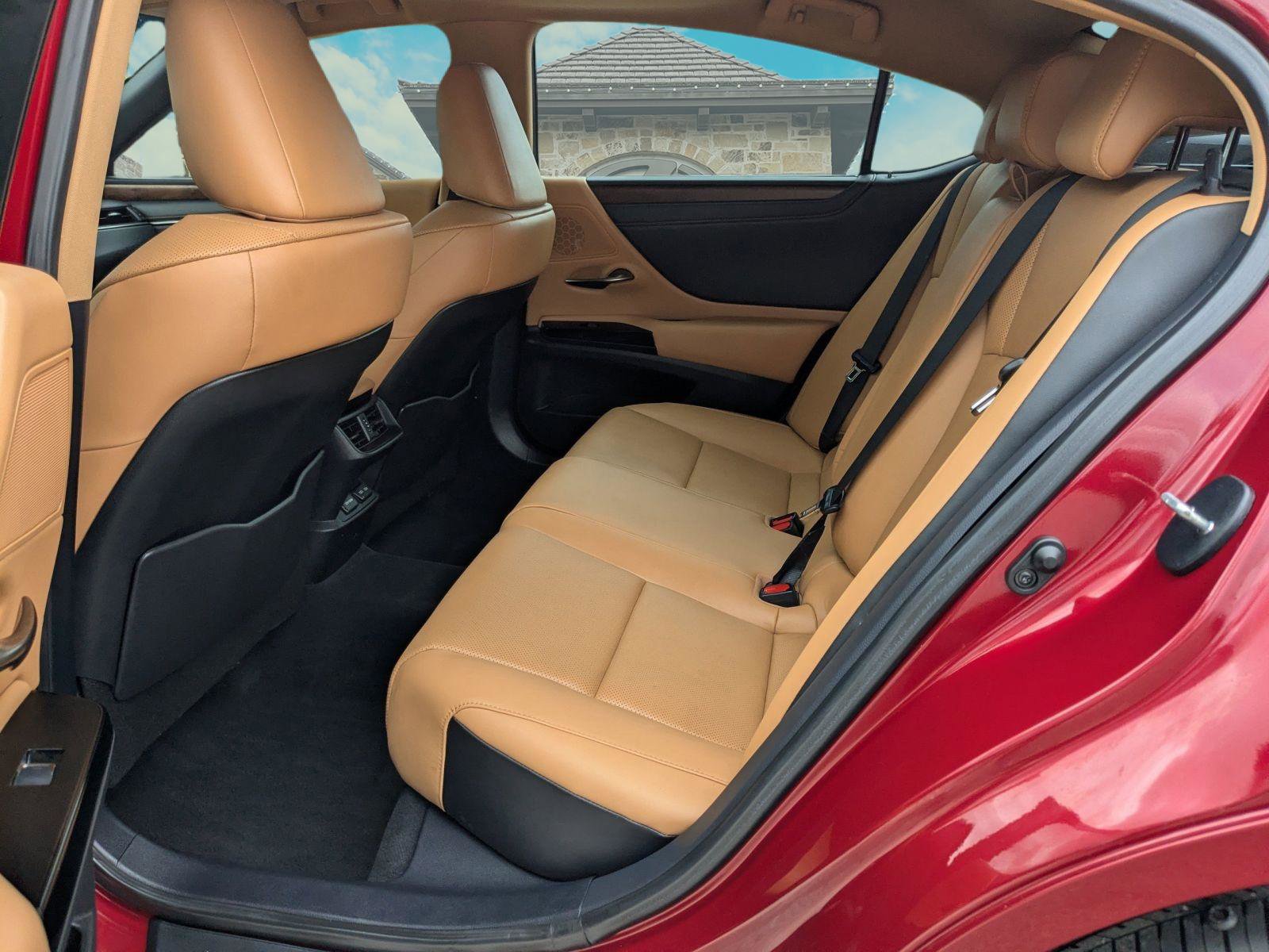 Certified 2025 Lexus ES 350 w/ Premium Package FWD image 18