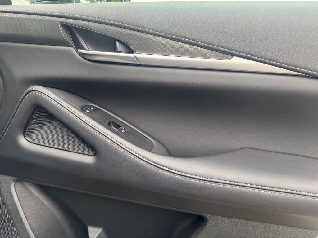 Used 2024 INFINITI QX60 Luxe image 26