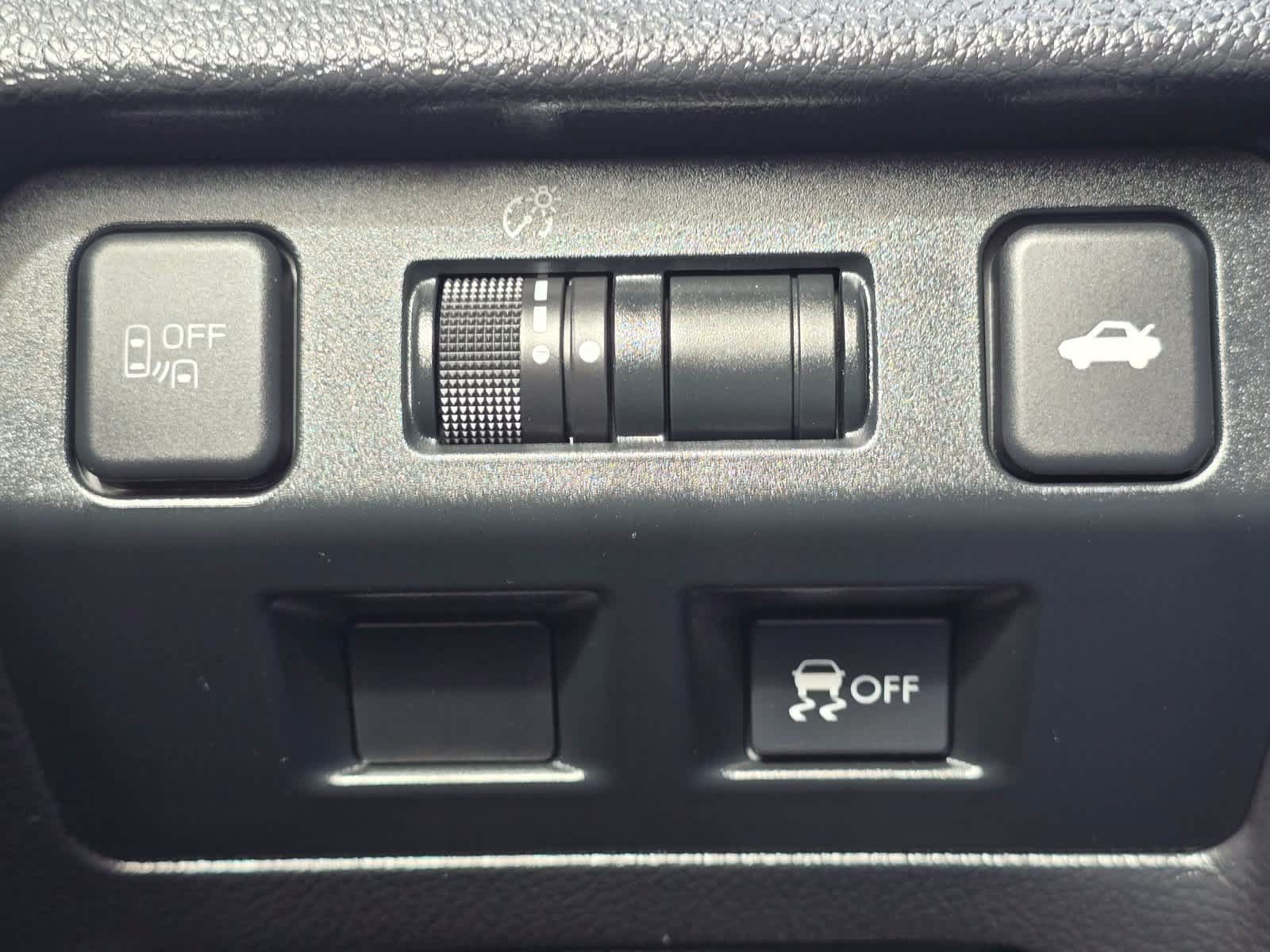 Used 2016 Subaru WRX STI Limited AWD/4WD image 18
