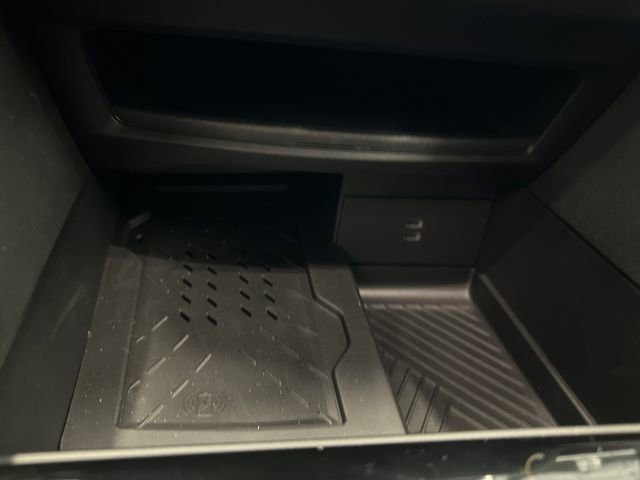 New 2026 Chrysler Pacifica Limited w/ S Appearance Package image 36