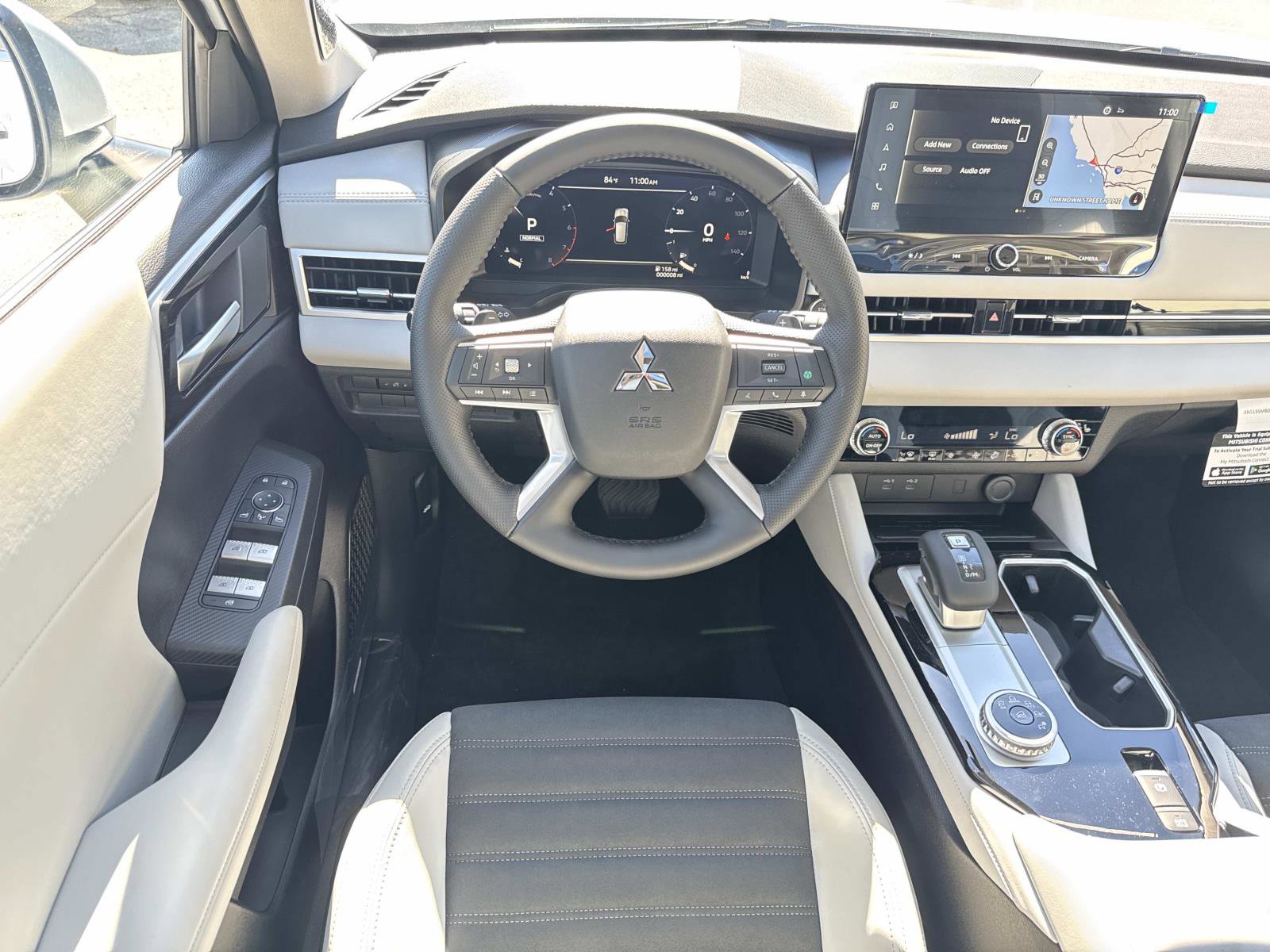 New 2026 Mitsubishi Outlander SE image 8
