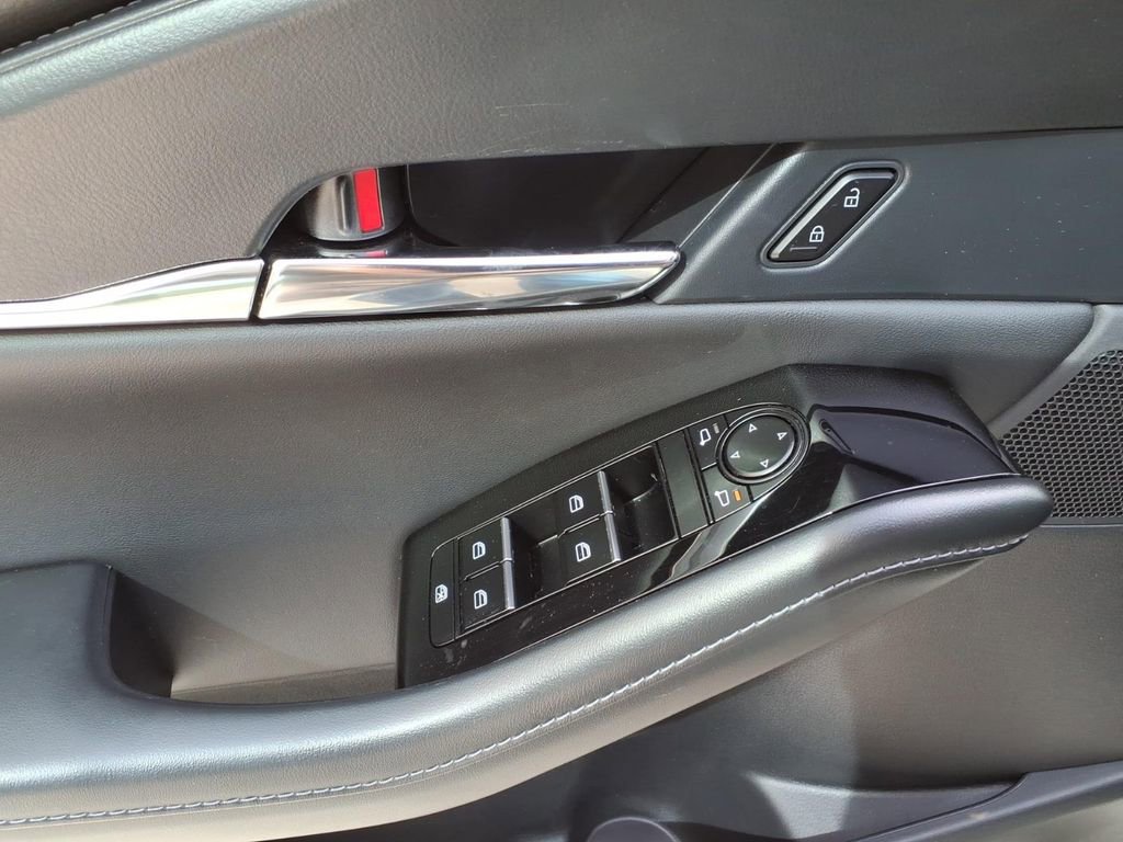 Certified 2025 MAZDA CX-30 AWD 2.5 S w/ Preferred Package image 11