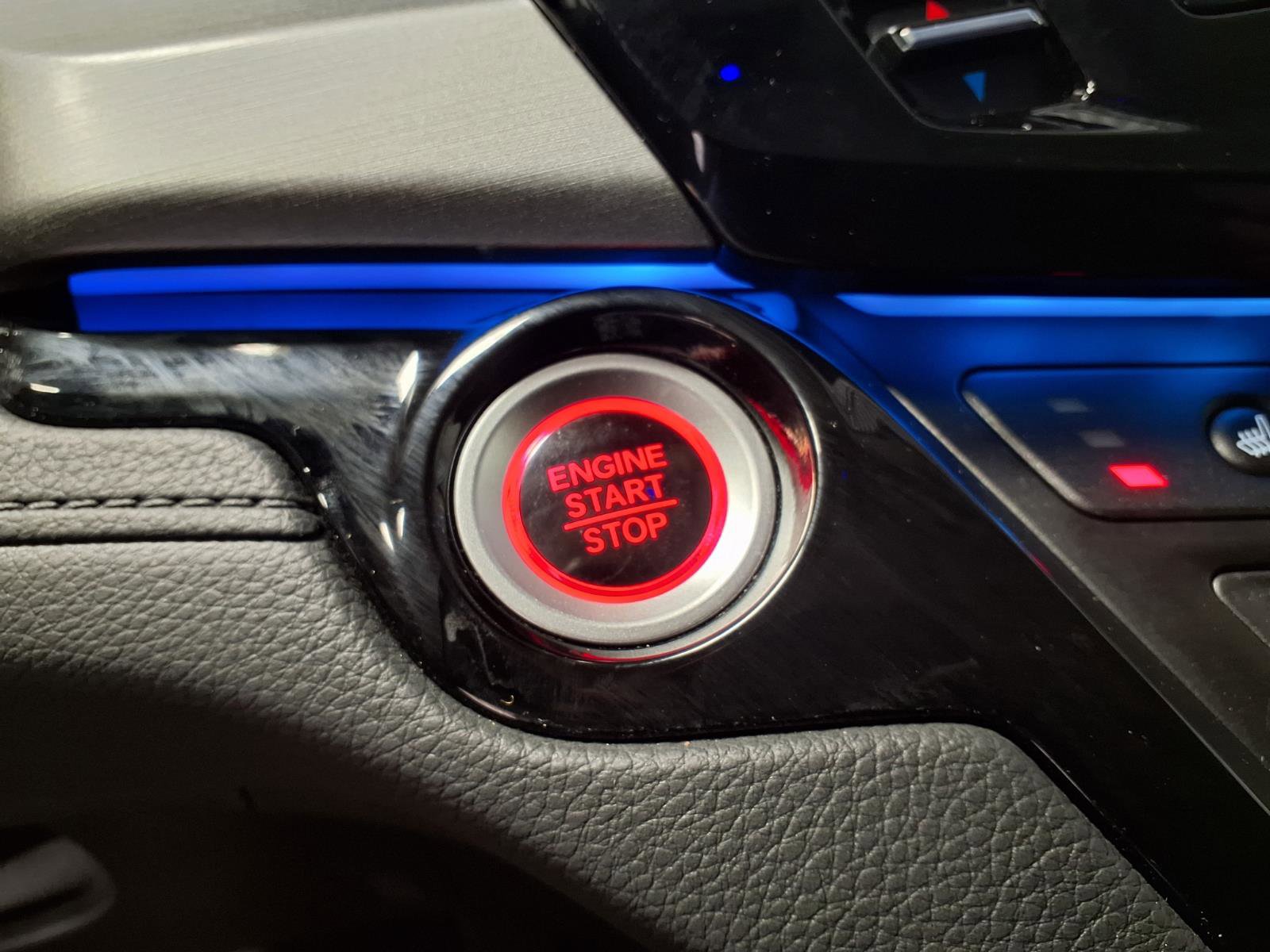 Used 2025 Honda Odyssey Touring image 17