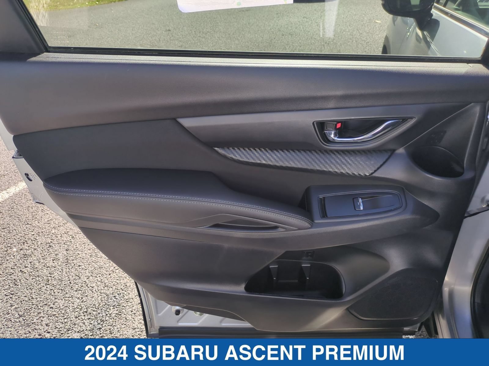 Certified 2024 Subaru Ascent Premium w/ Convenience Package AWD/4WD image 28