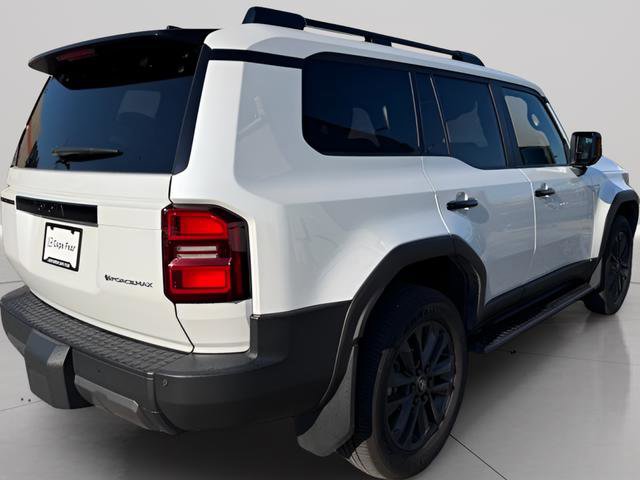 Used 2024 Toyota Land Cruiser image 5