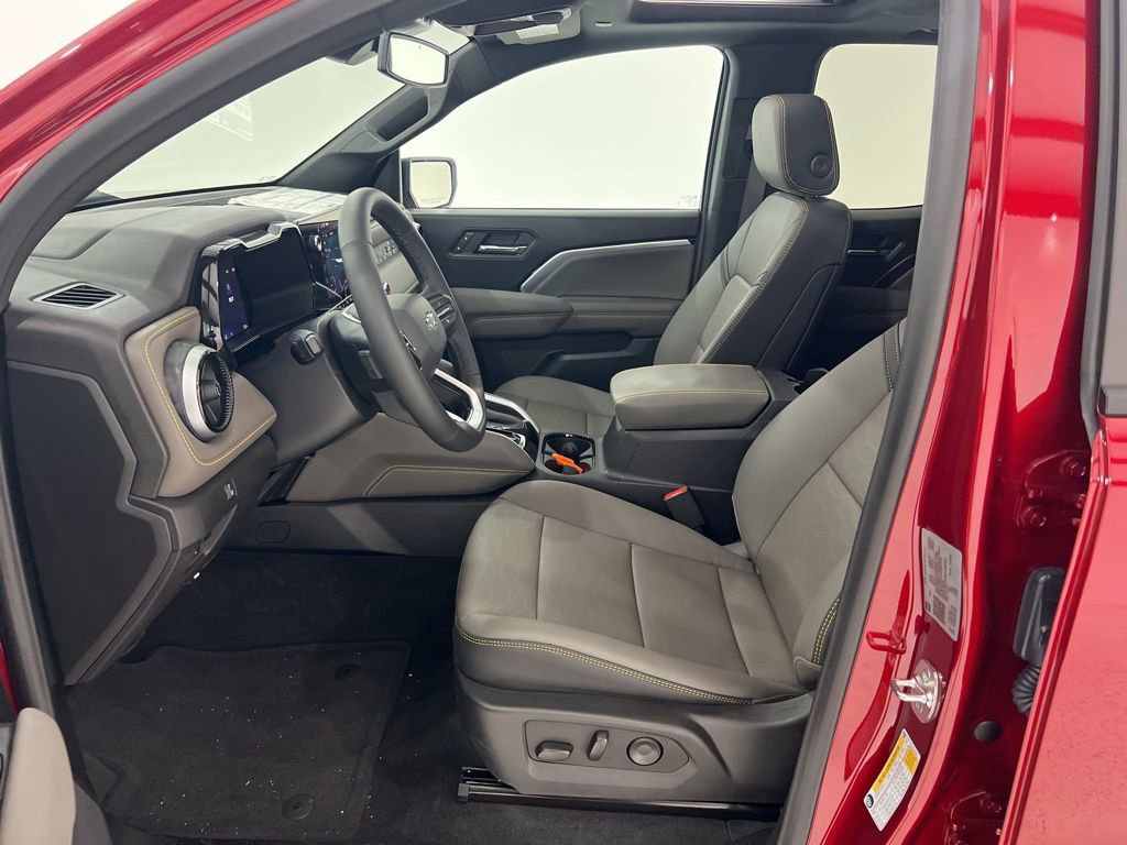 New 2025 Chevrolet Colorado ZR2 w/ Midnight Edition AWD/4WD image 19