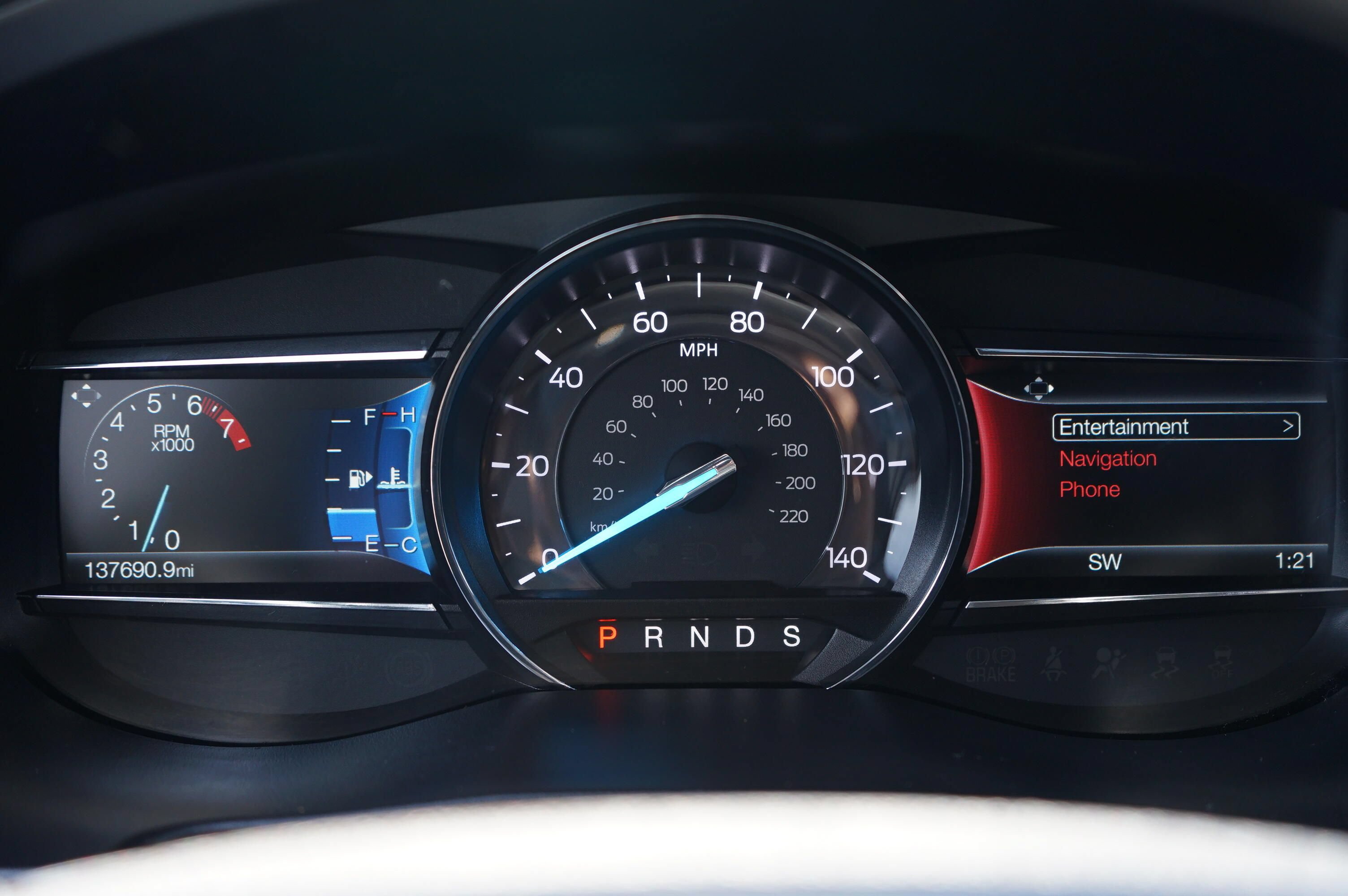 Used 2018 Ford Explorer Limited AWD/4WD image 8
