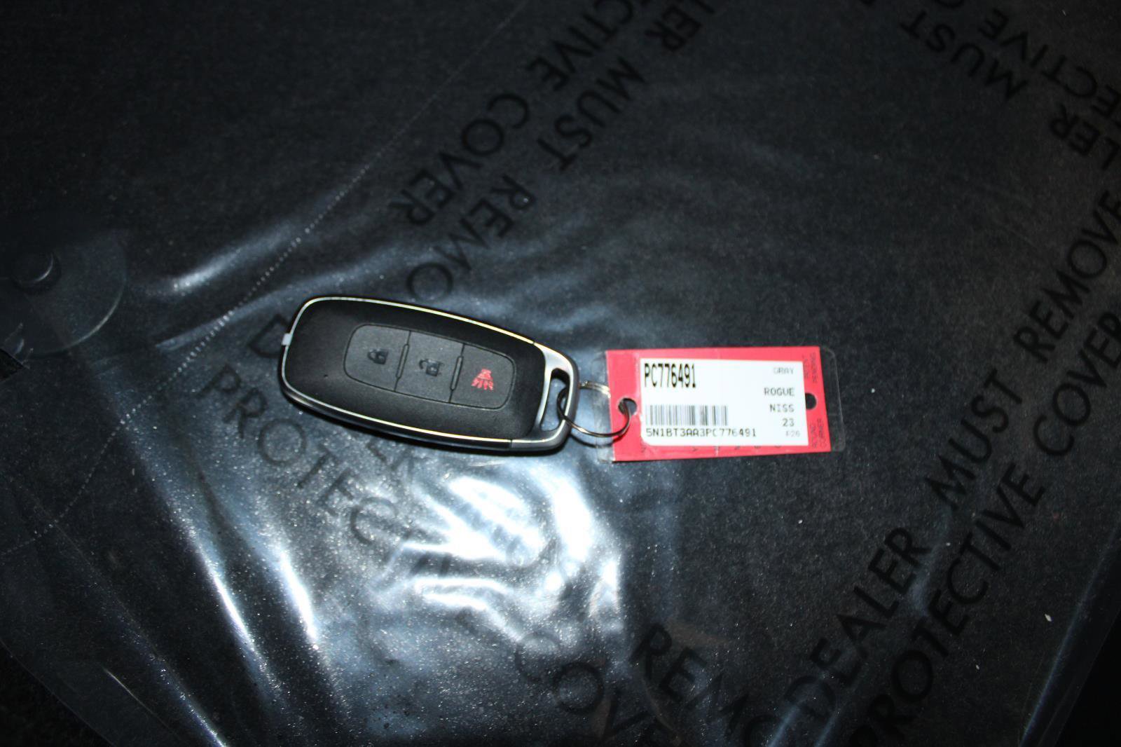 Used 2023 Nissan Rogue S image 26